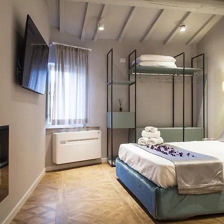 San Sebastiano & Luxury Couette-café Colle Val D'Elsa