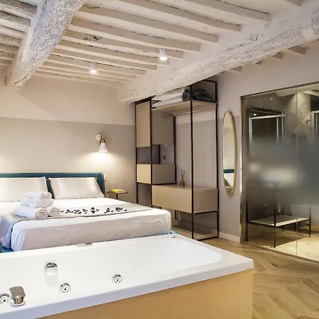 San Sebastiano & Luxury Couette-café 3*